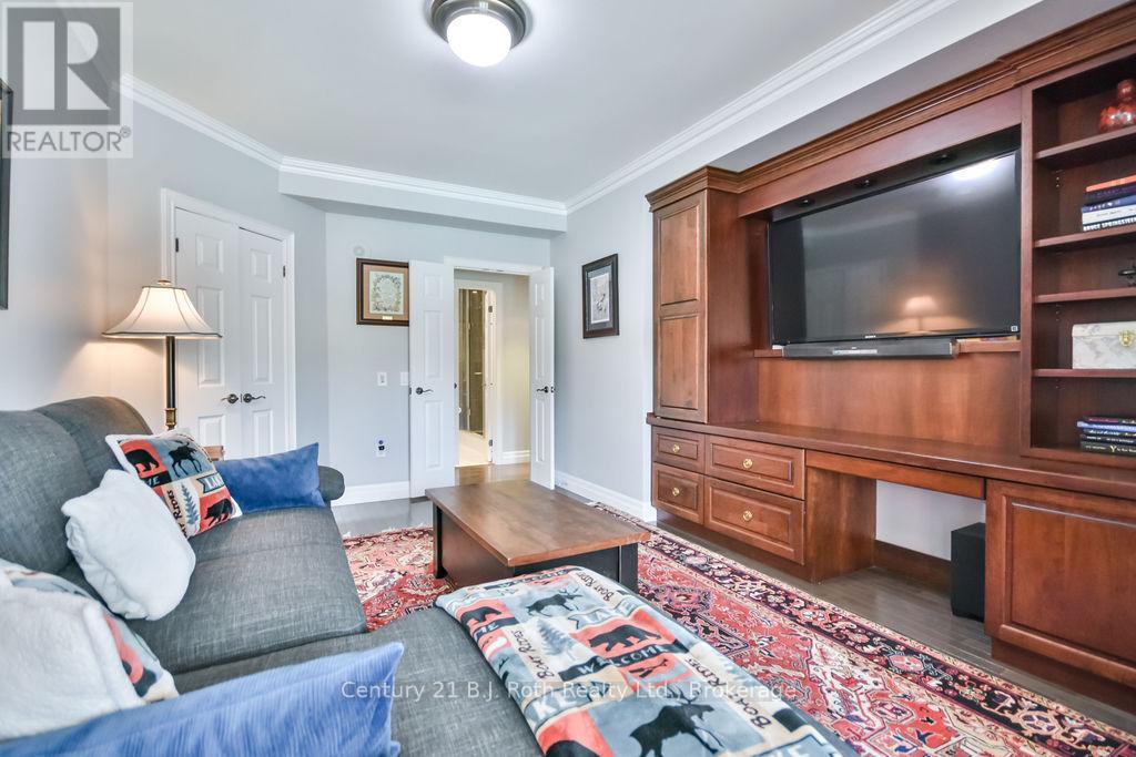 507 - 110 Steamship Bay Road, Gravenhurst, Ontario  P1P 1Z9 - Photo 33 - X12372651