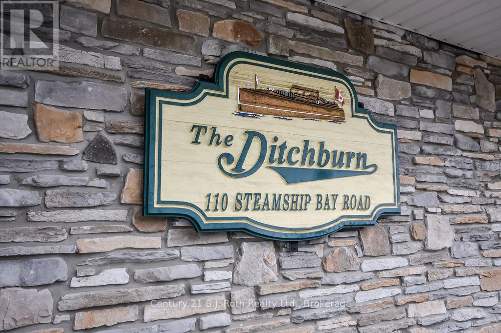 507 - 110 Steamship Bay Road, Gravenhurst, Ontario  P1P 1Z9 - Photo 5 - X12372651