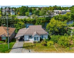 12 RIVER STREET, Parry Sound, Ontario