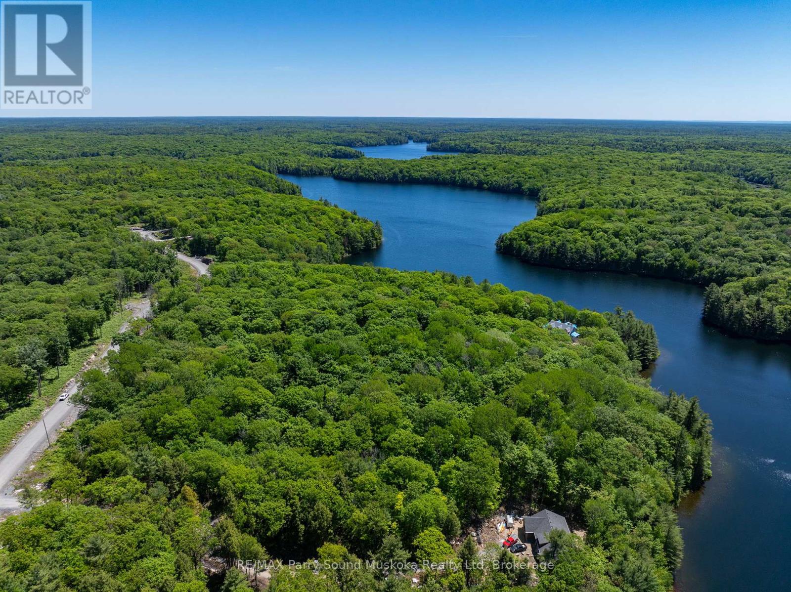 21 Wee-Ge-Wa Road, Seguin, Ontario  P2A 0B2 - Photo 4 - X12374942