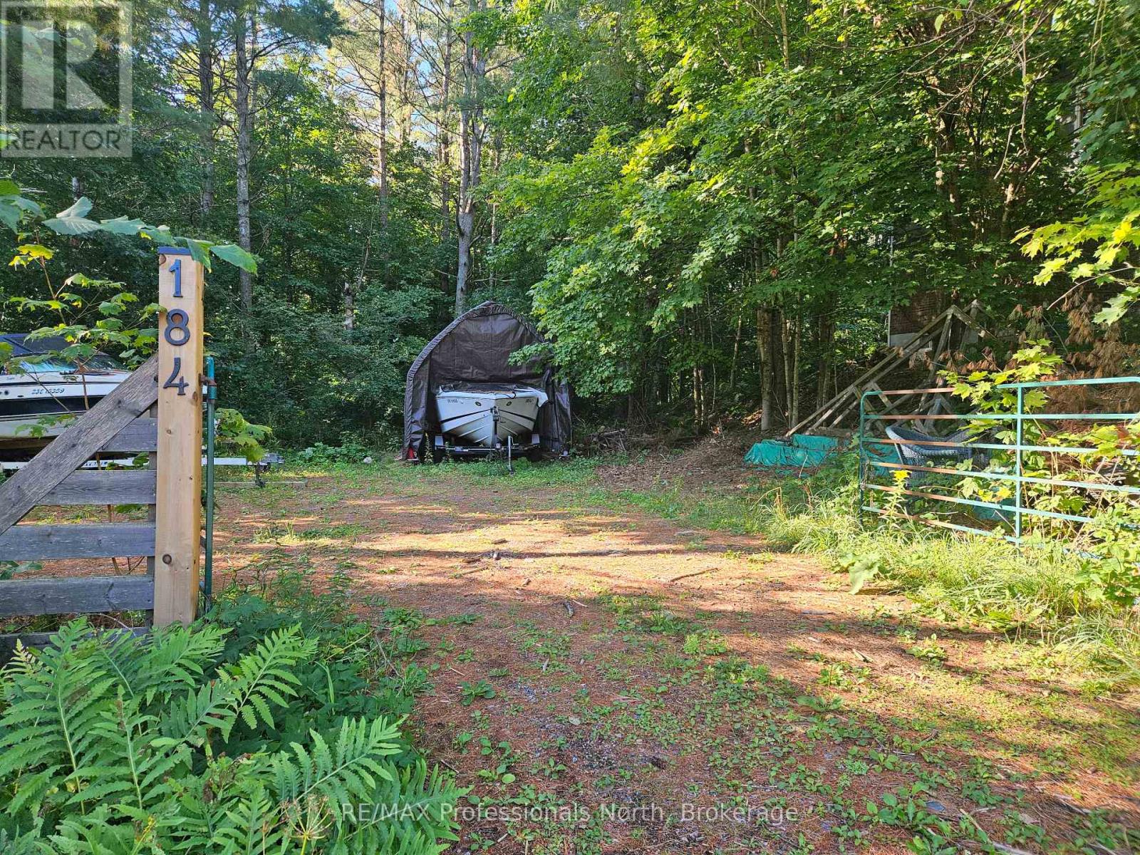 184 Richard Street, Bracebridge, Ontario  P1L 1J3 - Photo 2 - X12375335