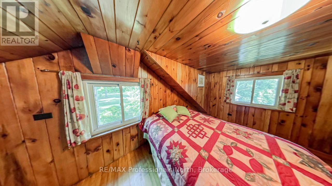 49 Beach Road, Huntsville, Ontario  P0B 1M0 - Photo 25 - X12375856