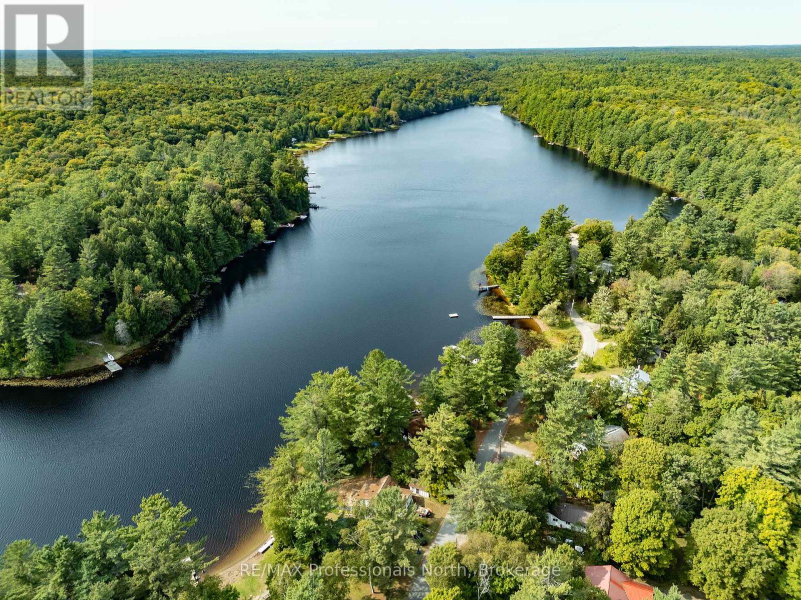 49 Beach Road, Huntsville, Ontario  P0B 1M0 - Photo 47 - X12375856