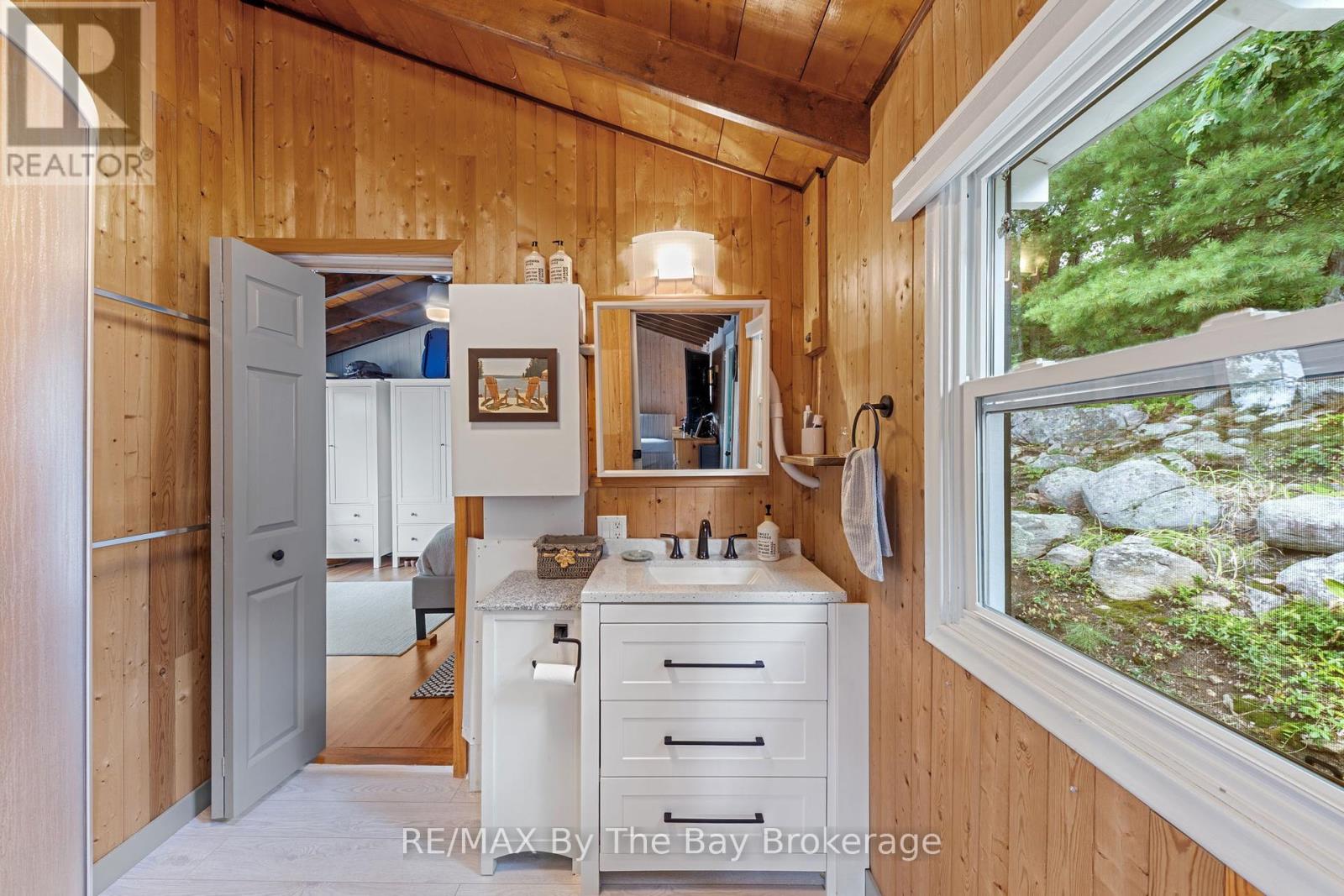 18588 Georgian Bay Shore, Georgian Bay, Ontario  P0E 1E0 - Photo 15 - X12376453