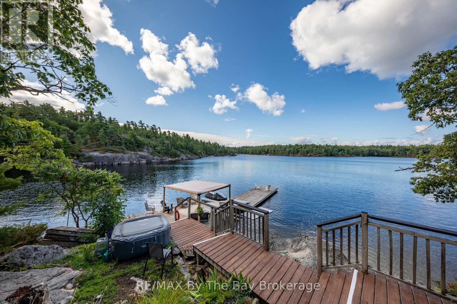 18588 Georgian Bay Shore, Georgian Bay, Ontario  P0E 1E0 - Photo 7 - X12376453