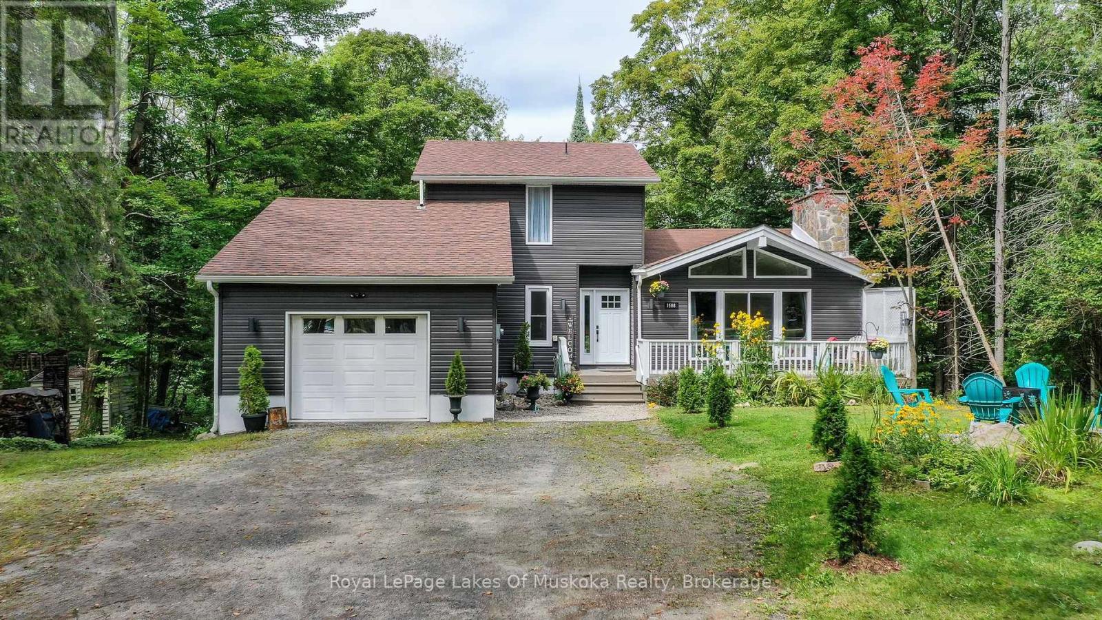 1588 Skyline Drive, Huntsville, Ontario  P1H 1A5 - Photo 1 - X12376490