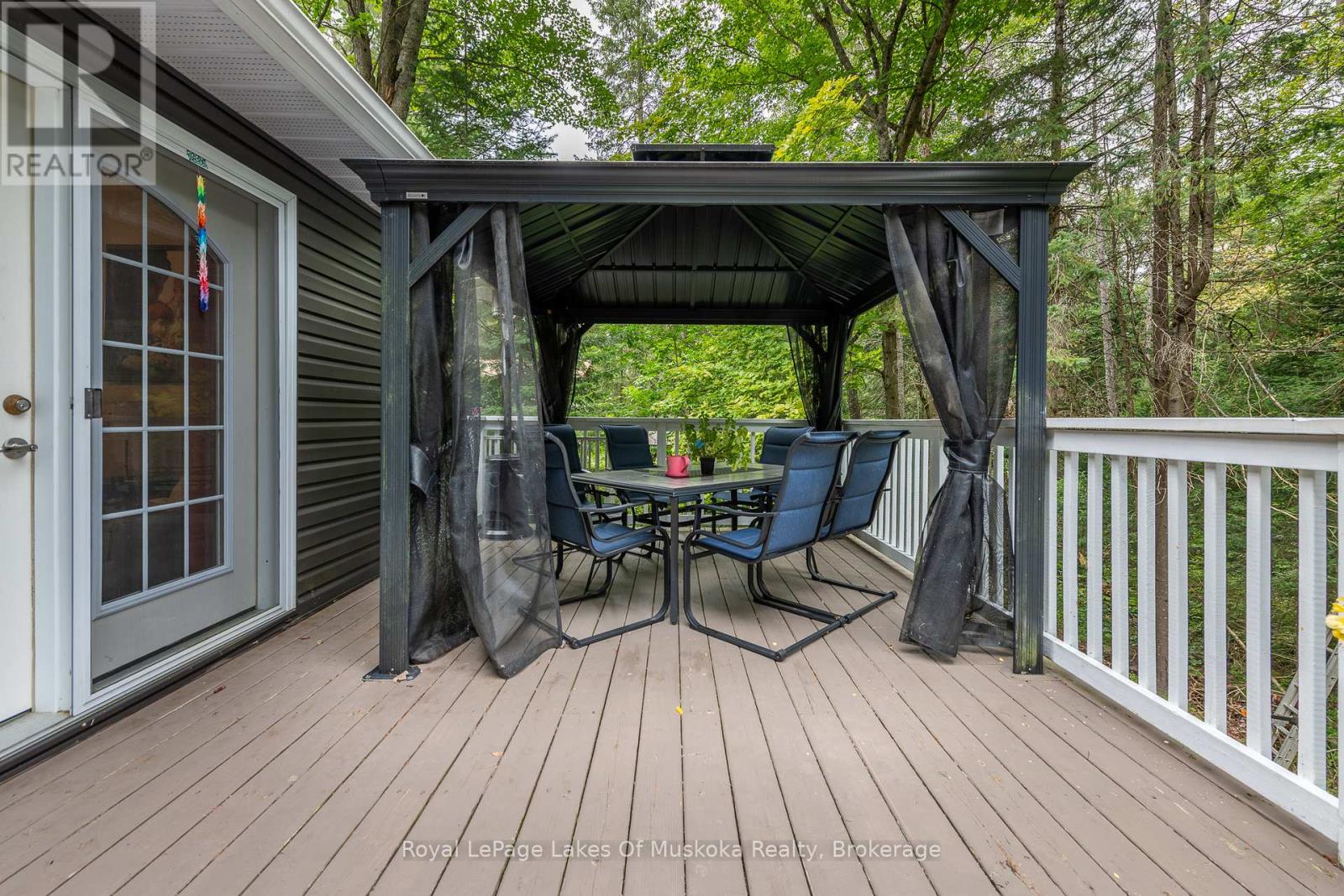 1588 Skyline Drive, Huntsville, Ontario  P1H 1A5 - Photo 14 - X12376490