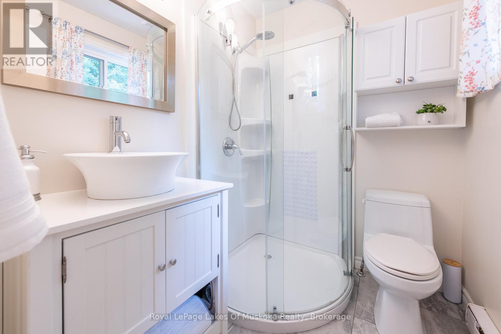 1588 Skyline Drive, Huntsville, Ontario  P1H 1A5 - Photo 18 - X12376490