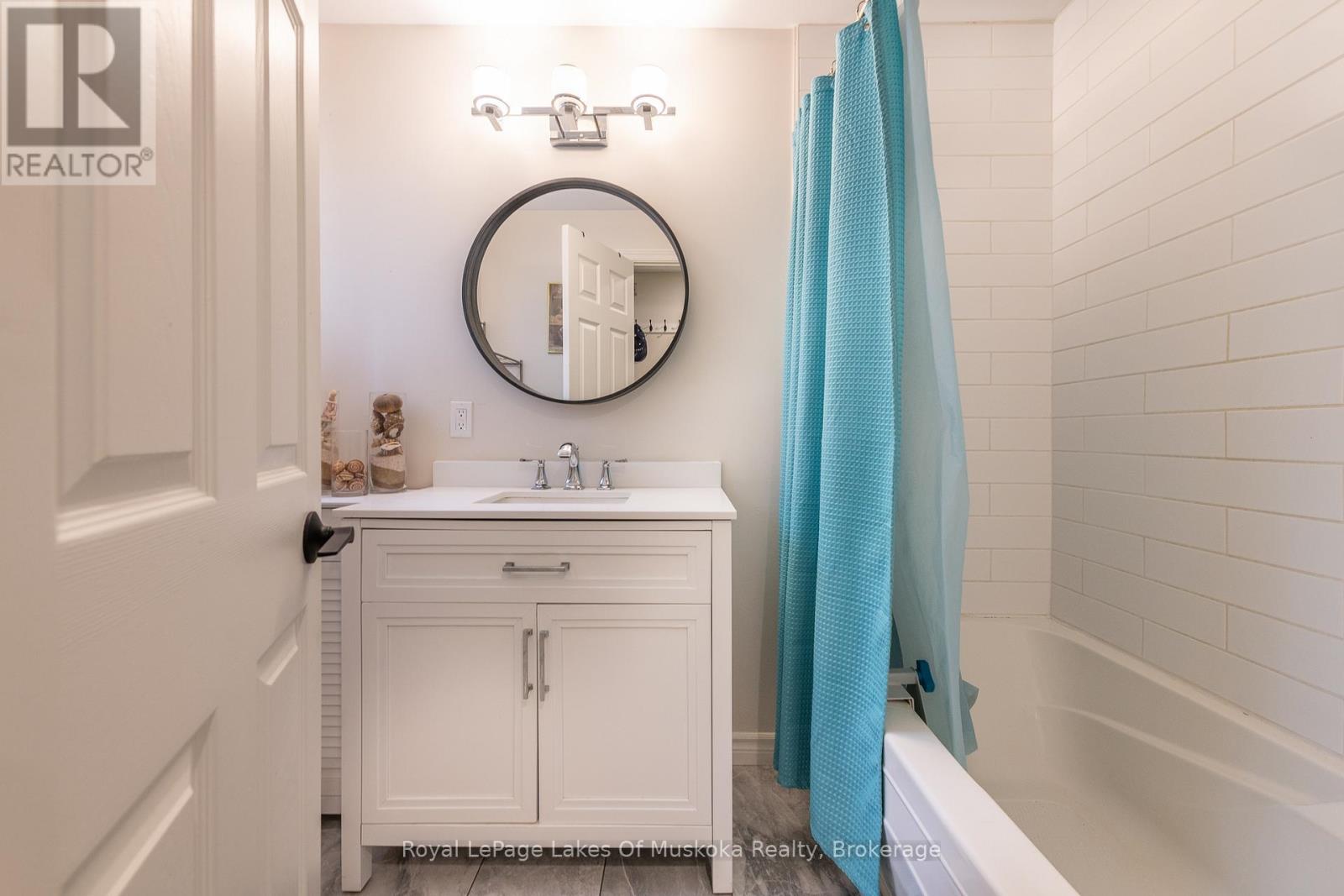 1588 Skyline Drive, Huntsville, Ontario  P1H 1A5 - Photo 29 - X12376490