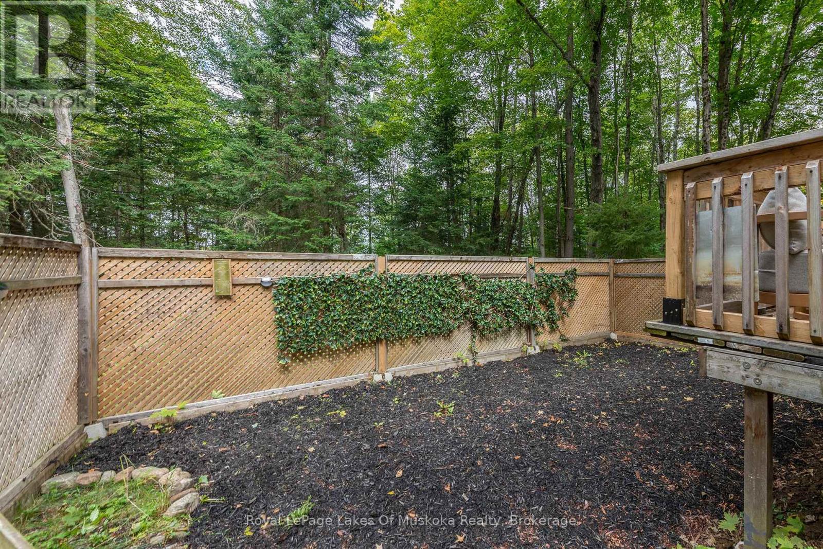 1588 Skyline Drive, Huntsville, Ontario  P1H 1A5 - Photo 33 - X12376490