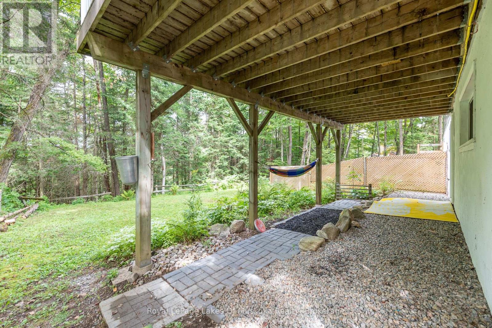 1588 Skyline Drive, Huntsville, Ontario  P1H 1A5 - Photo 34 - X12376490