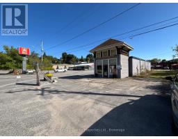 18 JOHN STREET, Huntsville, Ontario