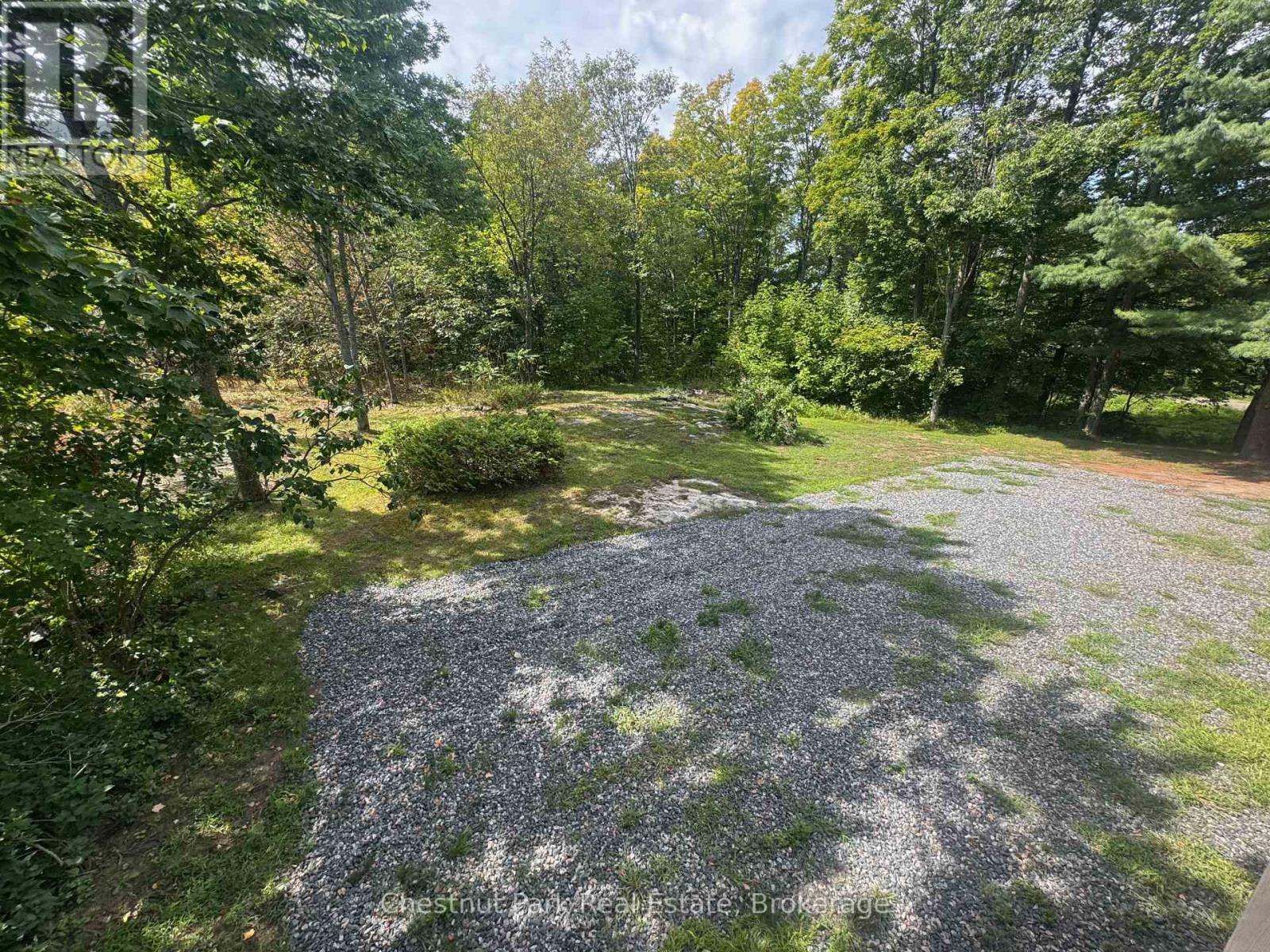 381 High Street, Georgian Bay, Ontario  P0C 1H0 - Photo 15 - X12376665