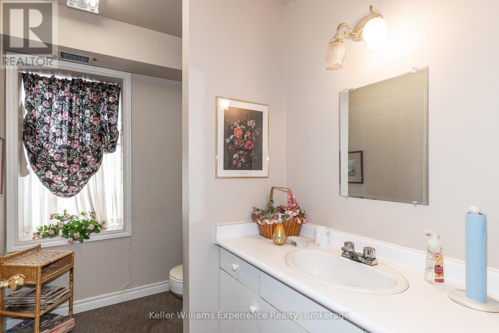 9 Main Street W, Huntsville, Ontario  P1H 2C5 - Photo 14 - X12376842