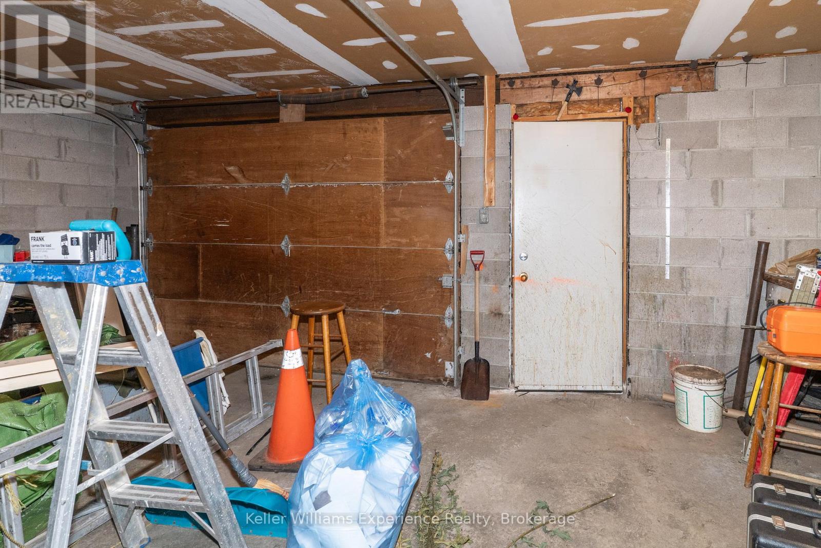 9 Main Street W, Huntsville, Ontario  P1H 2C5 - Photo 23 - X12376842