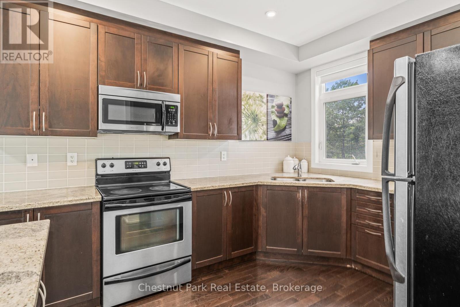 65 Rockmount Crescent, Gravenhurst, Ontario  P1P 0A6 - Photo 13 - X12376955