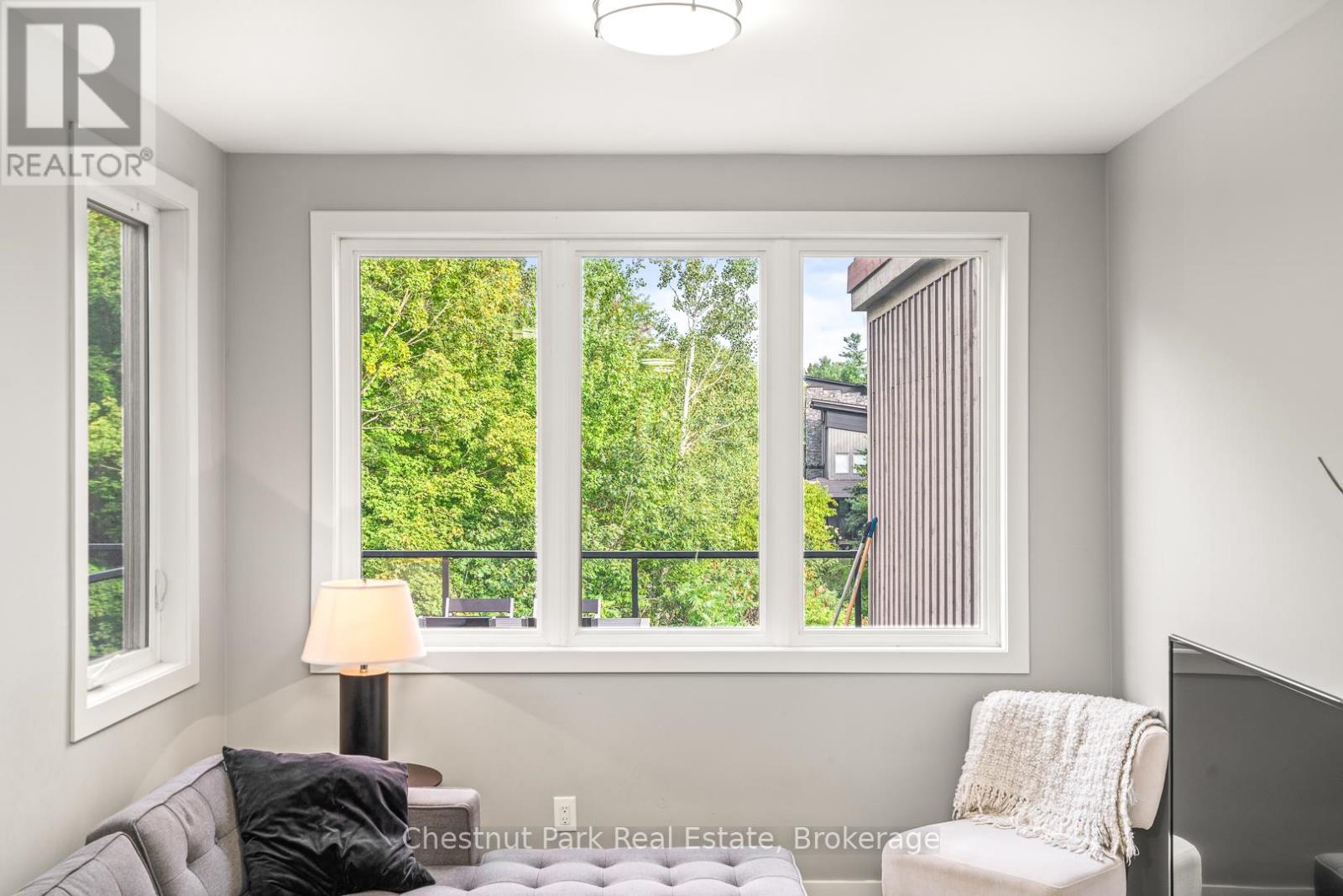 65 Rockmount Crescent, Gravenhurst, Ontario  P1P 0A6 - Photo 9 - X12376955