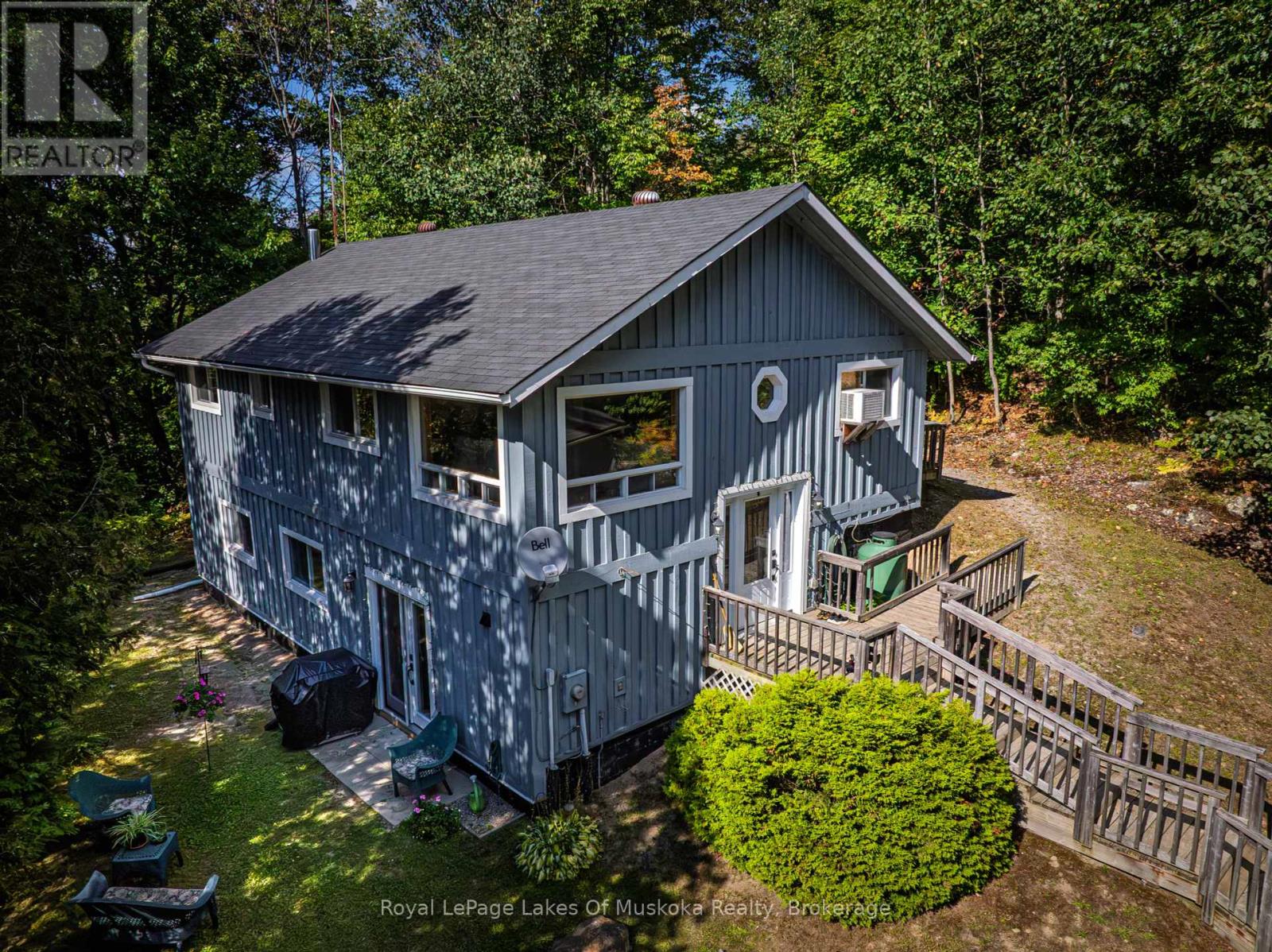 779 Old Muskoka Road, Huntsville, Ontario  P0B 1M0 - Photo 1 - X12378217