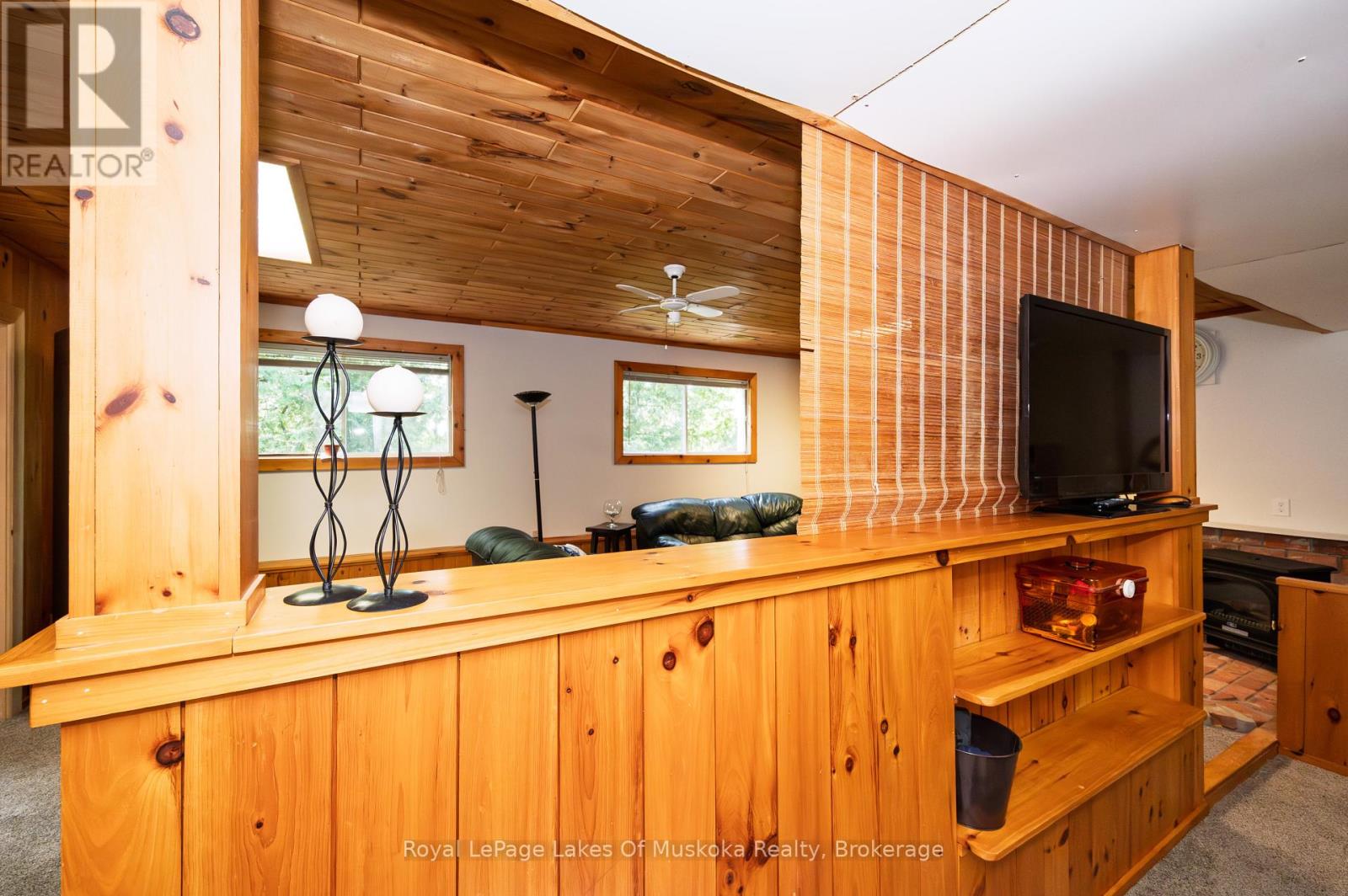 779 Old Muskoka Road, Huntsville, Ontario  P0B 1M0 - Photo 16 - X12378217