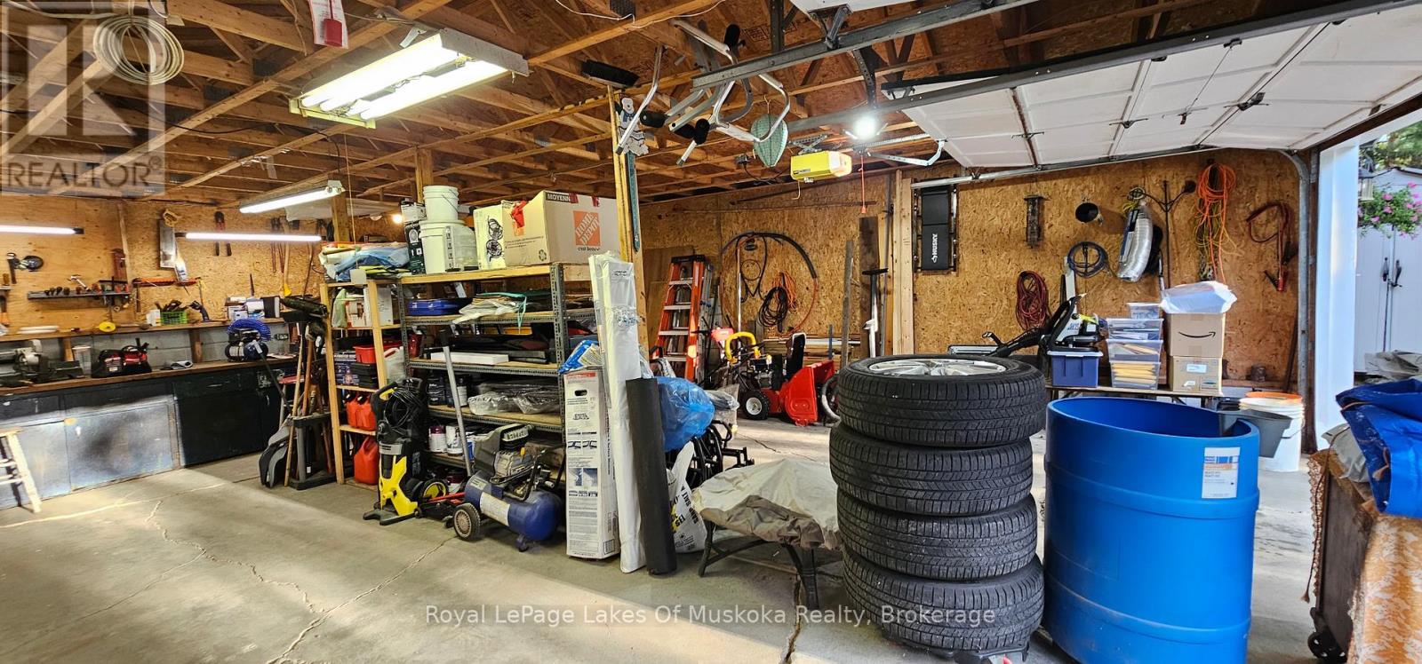 779 Old Muskoka Road, Huntsville, Ontario  P0B 1M0 - Photo 22 - X12378217