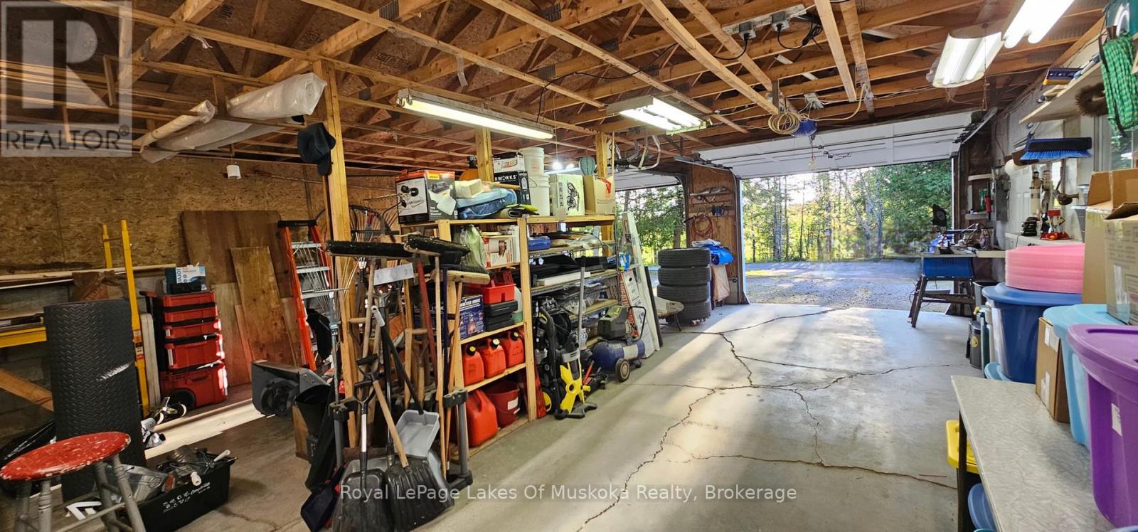 779 Old Muskoka Road, Huntsville, Ontario  P0B 1M0 - Photo 23 - X12378217