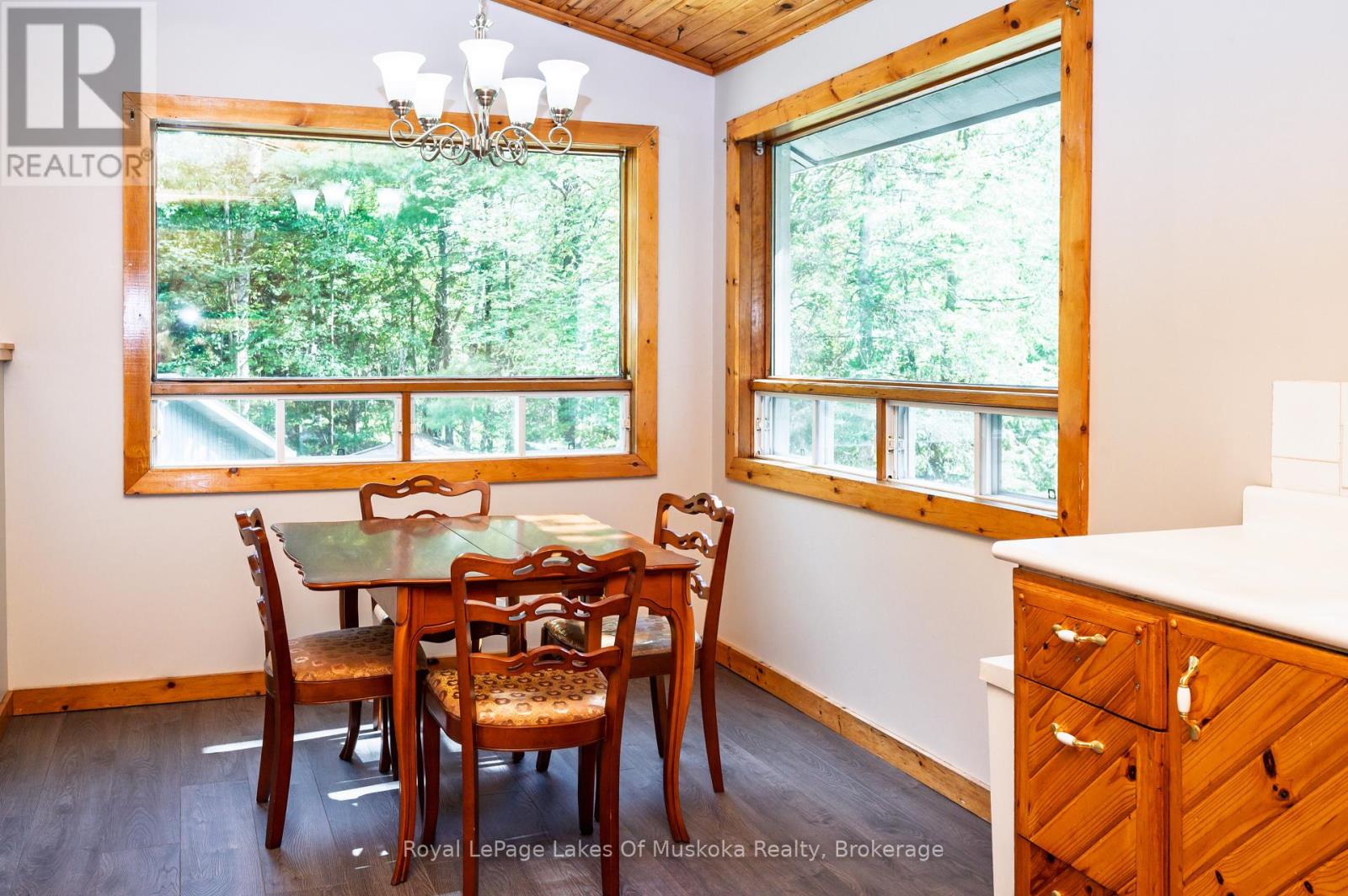 779 Old Muskoka Road, Huntsville, Ontario  P0B 1M0 - Photo 4 - X12378217