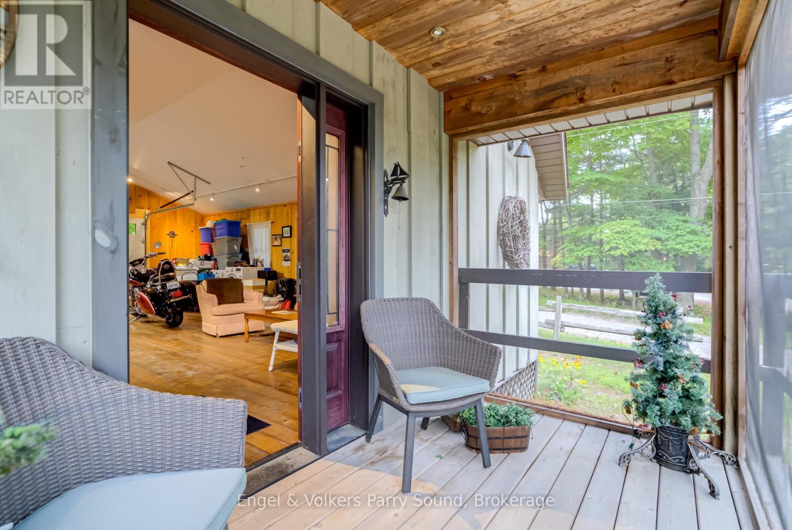 6 Little Beaver Boulevard, Seguin, Ontario  P2A 2W8 - Photo 32 - X12378318