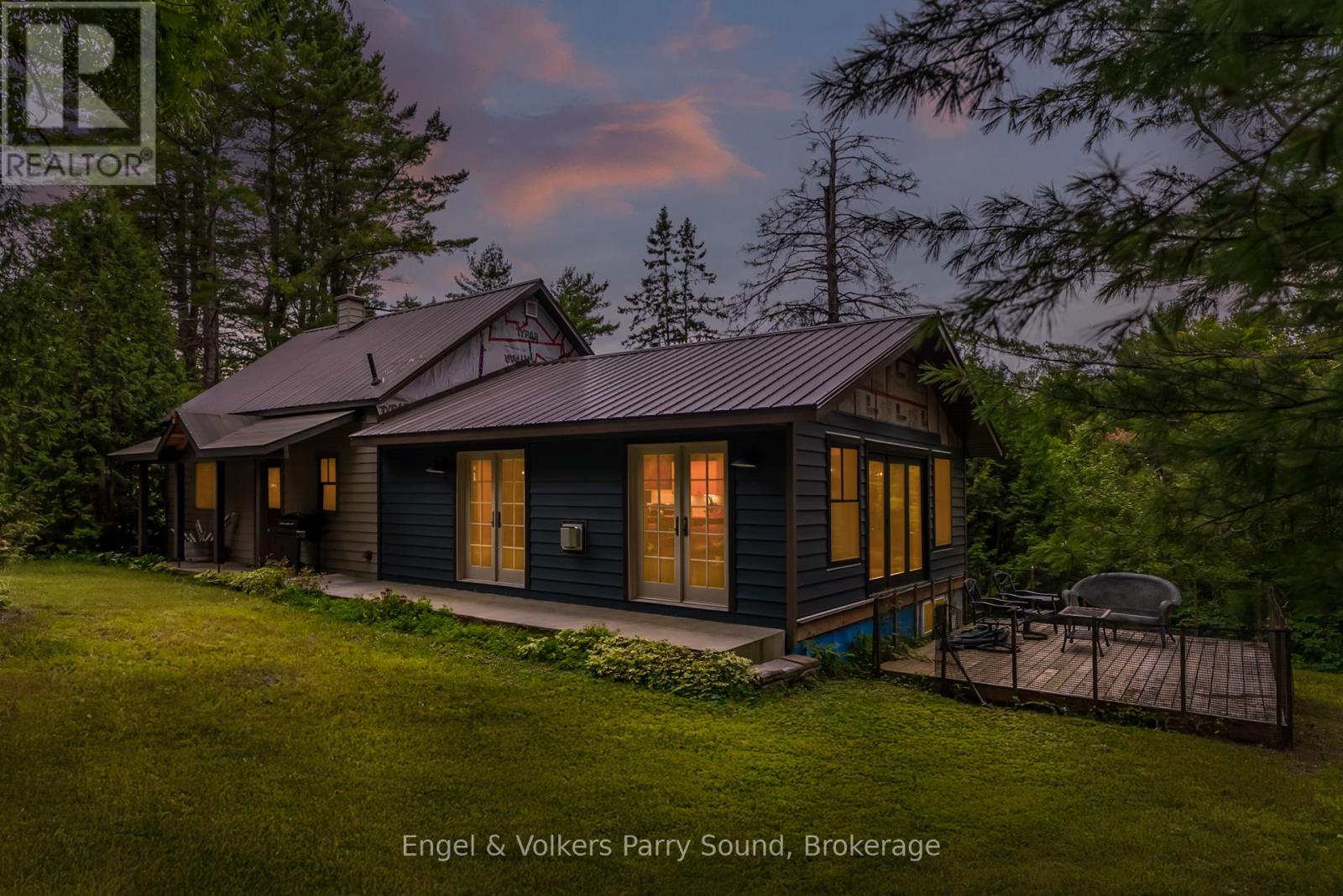 6 Little Beaver Boulevard, Seguin, Ontario  P2A 2W8 - Photo 43 - X12378318