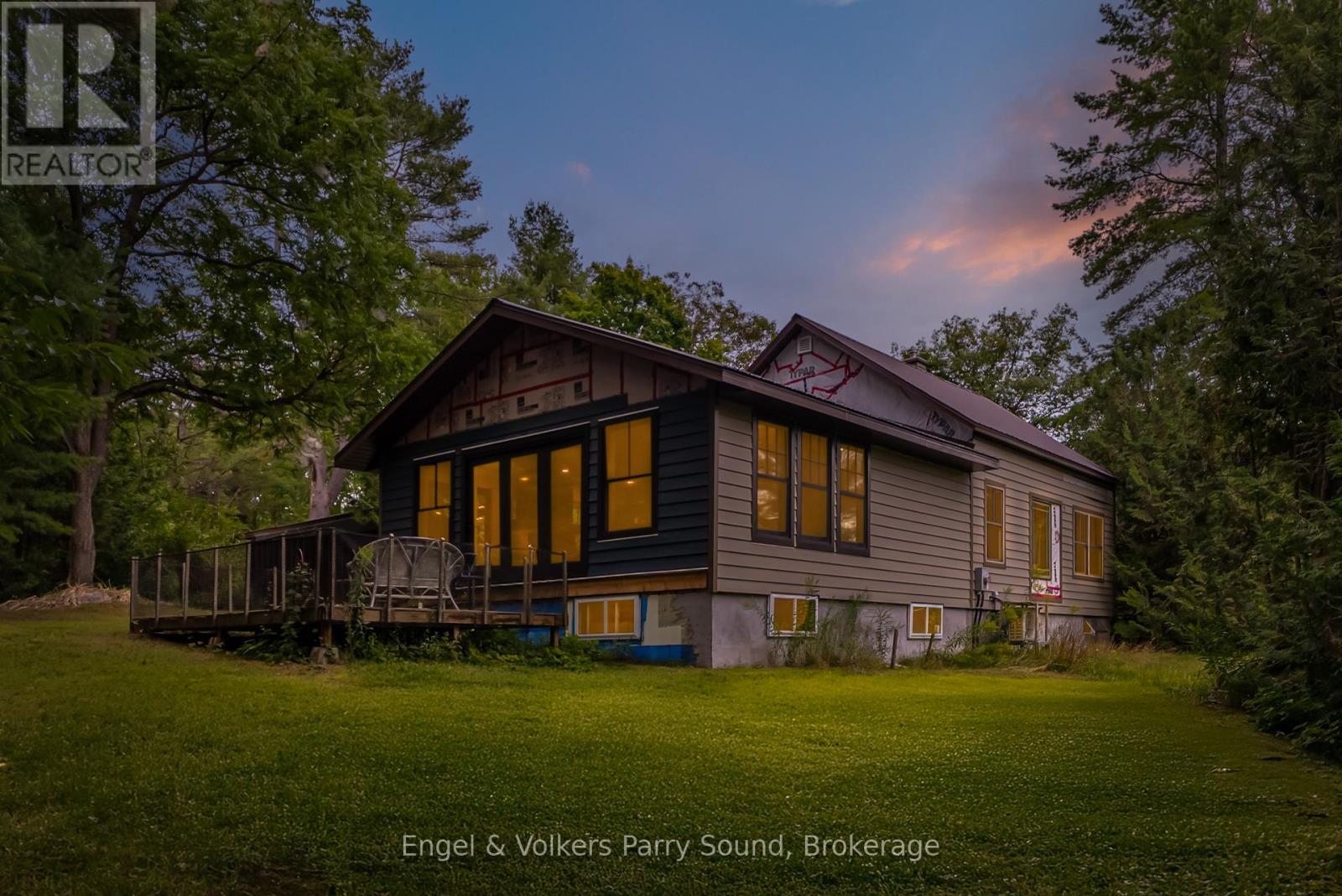 6 Little Beaver Boulevard, Seguin, Ontario  P2A 2W8 - Photo 44 - X12378318