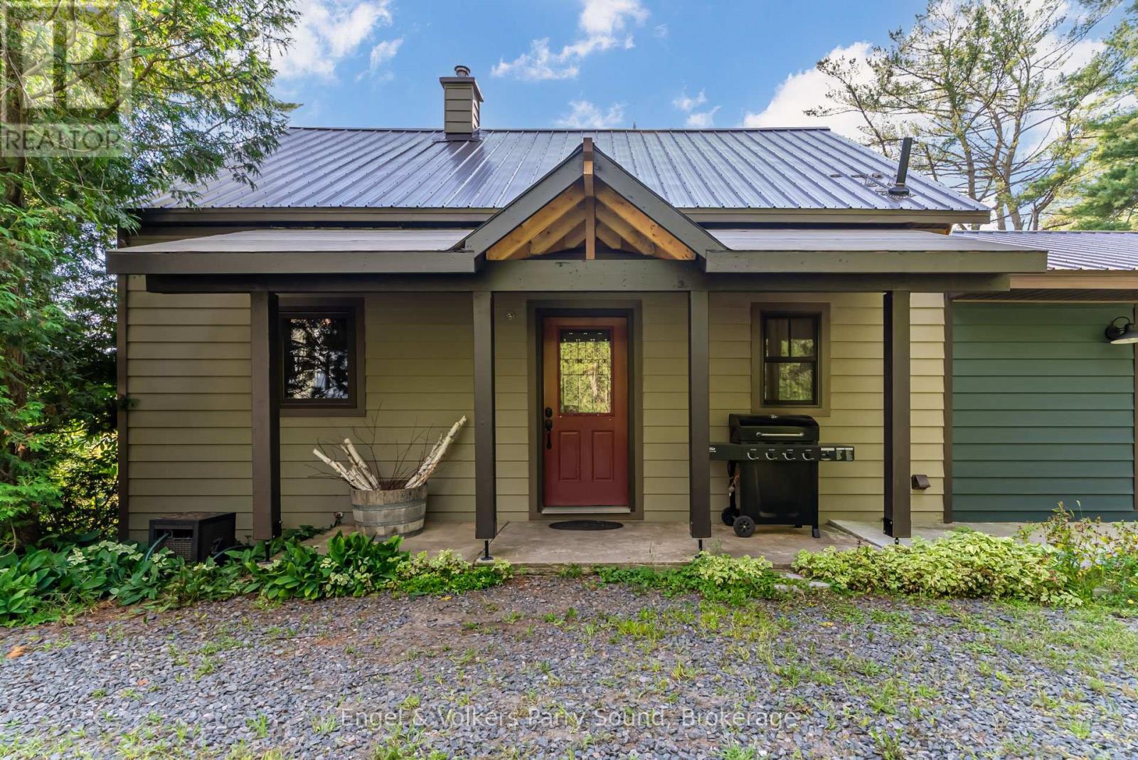 6 Little Beaver Boulevard, Seguin, Ontario  P2A 2W8 - Photo 5 - X12378318