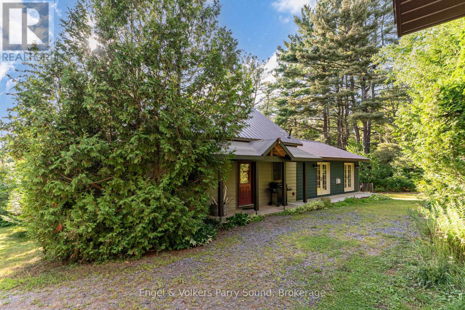 6 Little Beaver Boulevard, Seguin, Ontario  P2A 2W8 - Photo 6 - X12378318