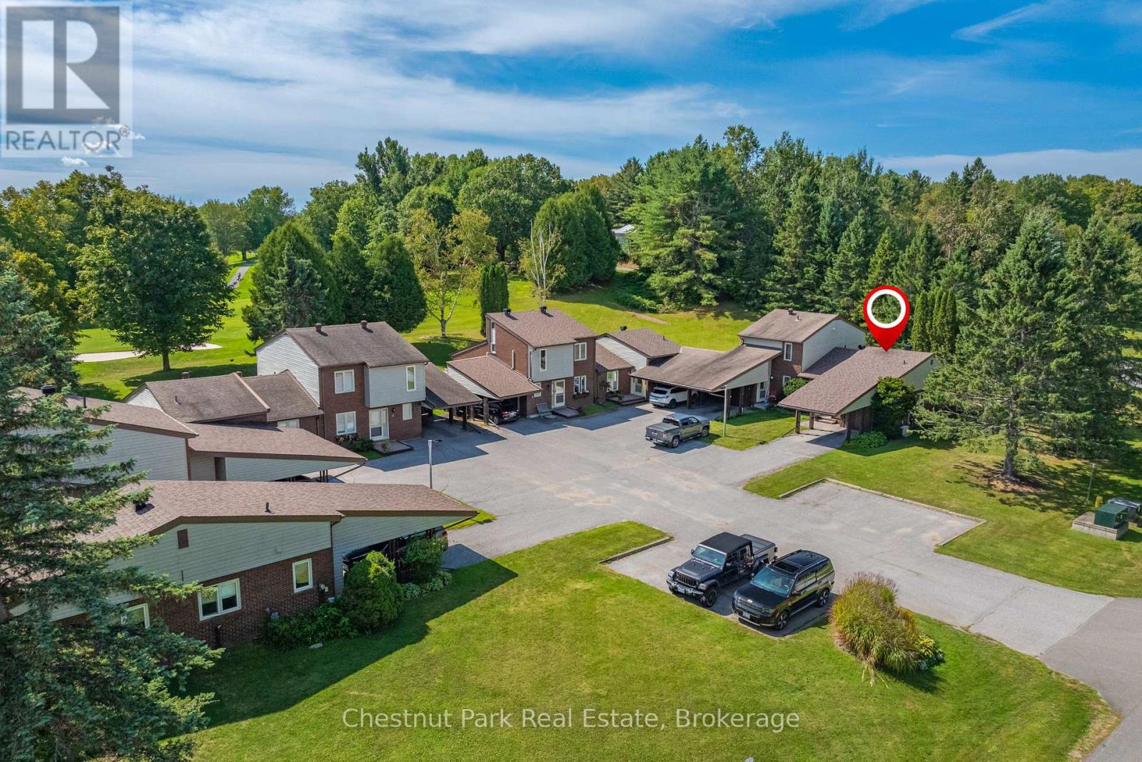 8 - 15 Golf Course Road, Bracebridge, Ontario  P1L 1M7 - Photo 2 - X12380861