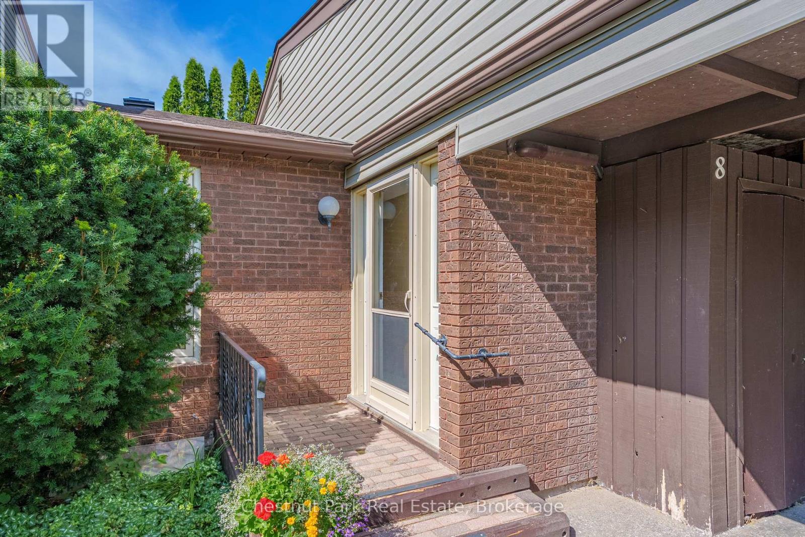 8 - 15 Golf Course Road, Bracebridge, Ontario  P1L 1M7 - Photo 6 - X12380861