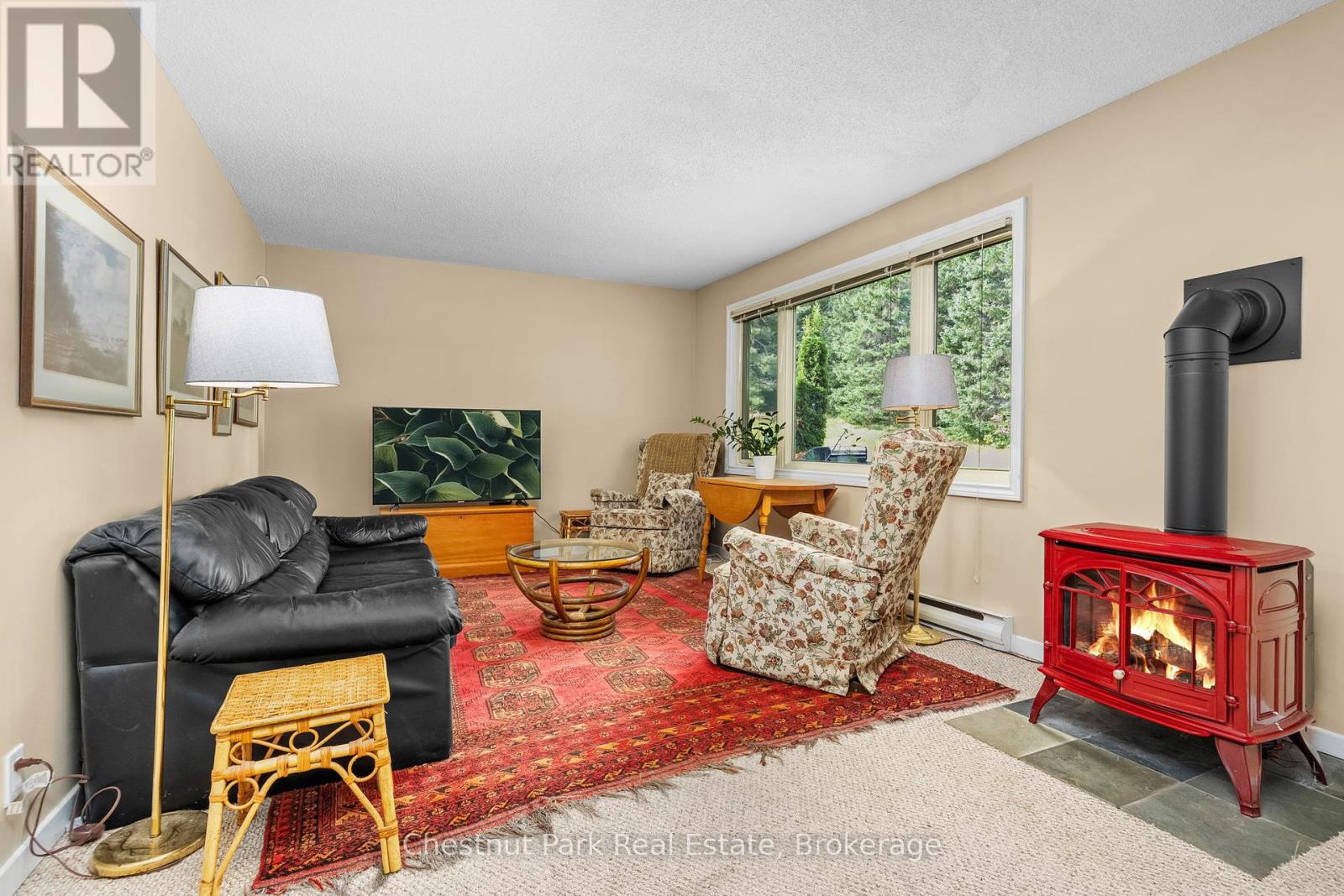 8 - 15 Golf Course Road, Bracebridge, Ontario  P1L 1M7 - Photo 9 - X12380861