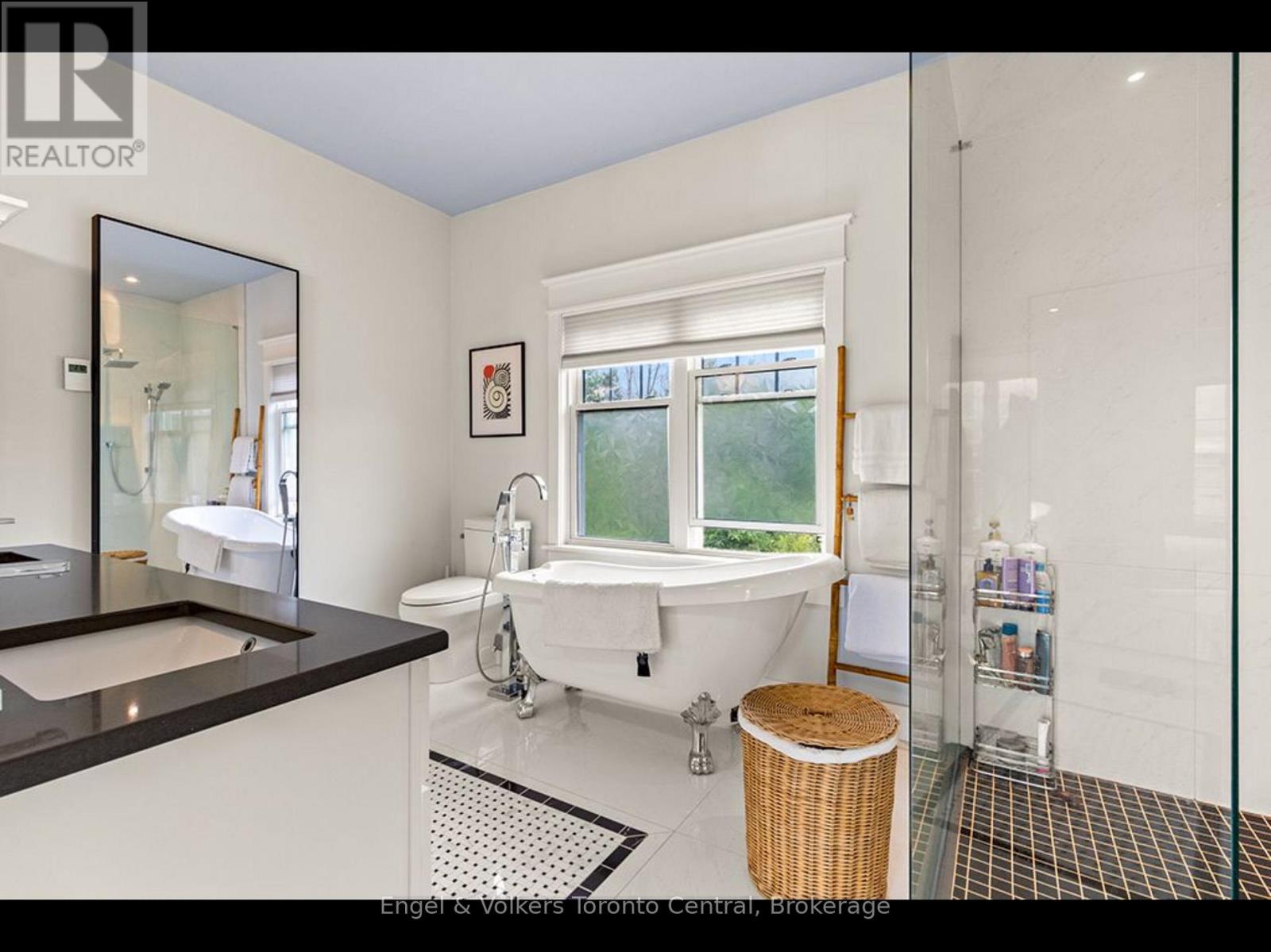 9 Osprey Way, Georgian Bay, Ontario  L0K 1S0 - Photo 19 - X12381413