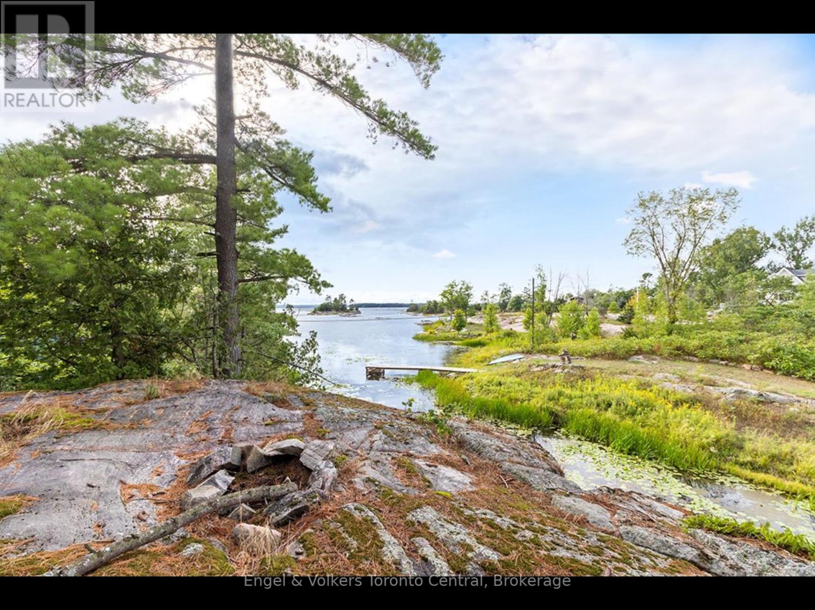 9 Osprey Way, Georgian Bay, Ontario  L0K 1S0 - Photo 38 - X12381413