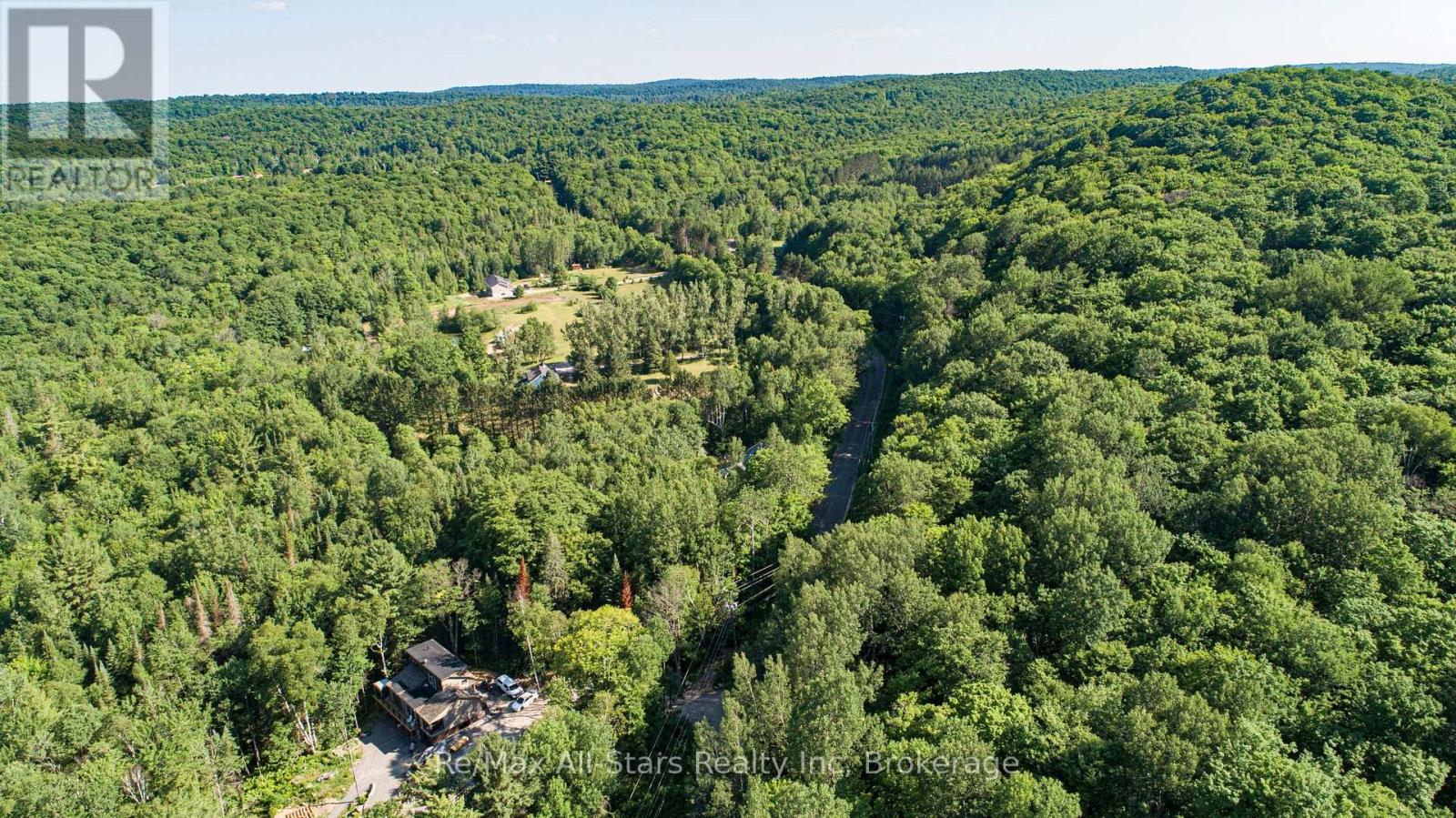 A Tally Ho Winter Park Road, Lake Of Bays, Ontario  P1H 2J6 - Photo 17 - X12382112