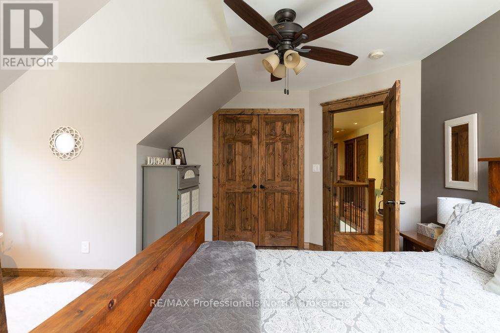 427 Skyhills Road, Huntsville, Ontario  P1H 2N5 - Photo 27 - X12382775