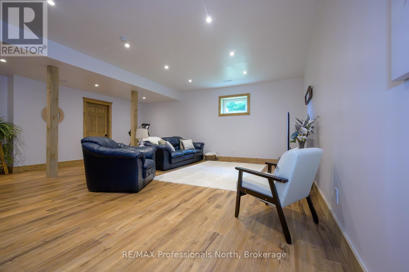 427 Skyhills Road, Huntsville, Ontario  P1H 2N5 - Photo 30 - X12382775