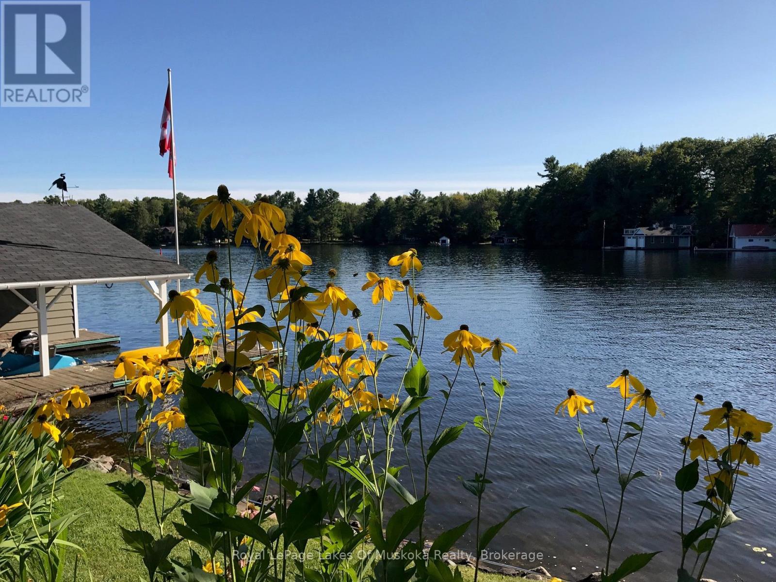 4 - 1027 Old Bridge Road, Muskoka Lakes, Ontario  P0B 1J0 - Photo 3 - X12383043