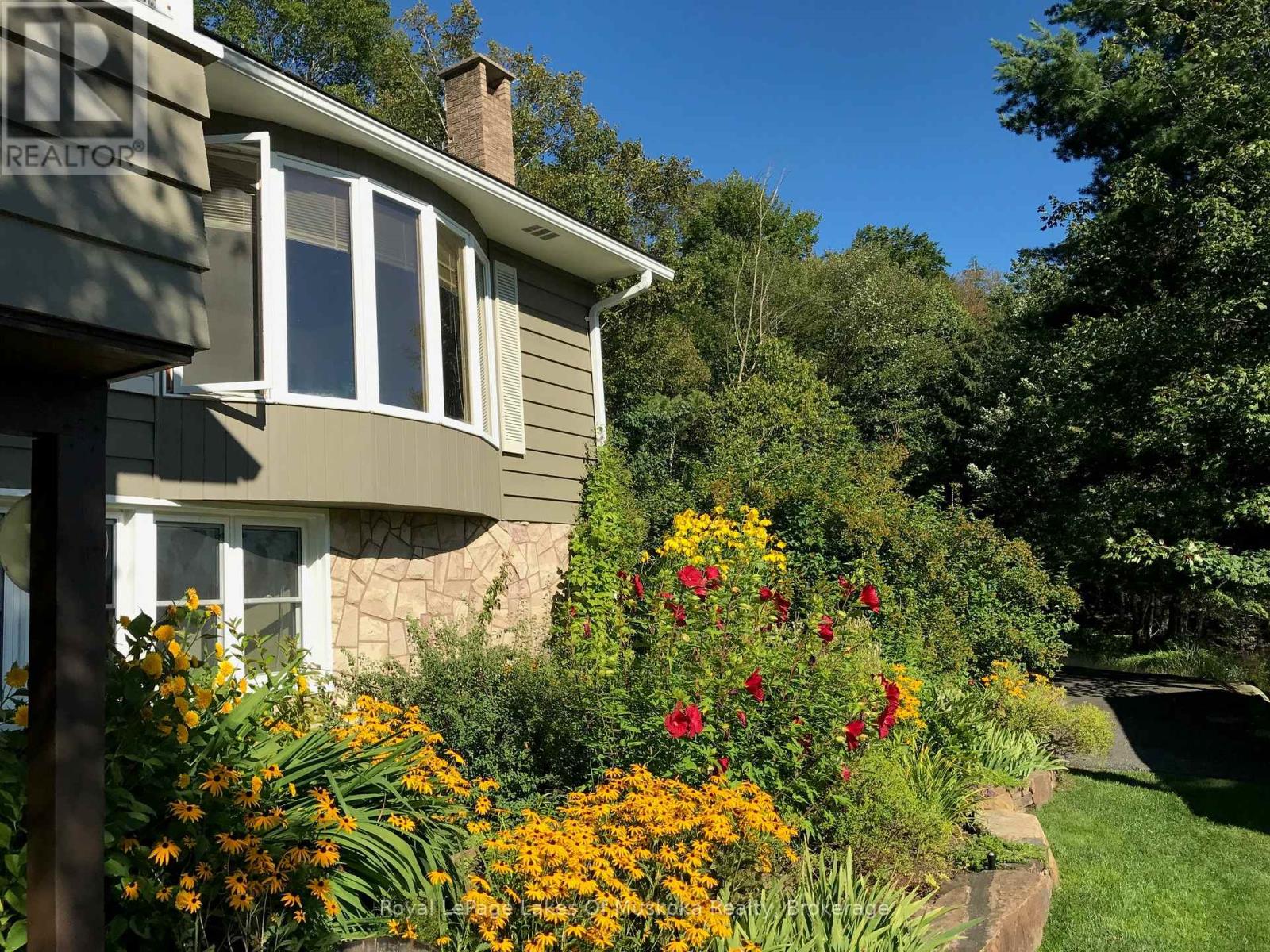 4 - 1027 Old Bridge Road, Muskoka Lakes, Ontario  P0B 1J0 - Photo 4 - X12383043