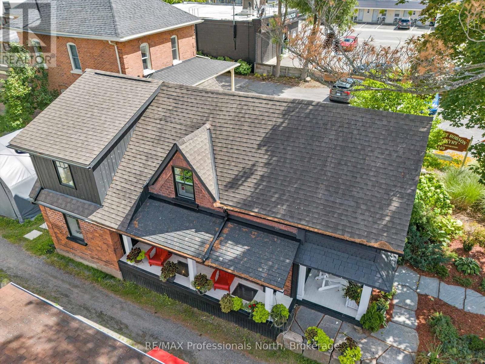 153 Manitoba Street, Bracebridge, Ontario  P1L 1S3 - Photo 11 - X12384028