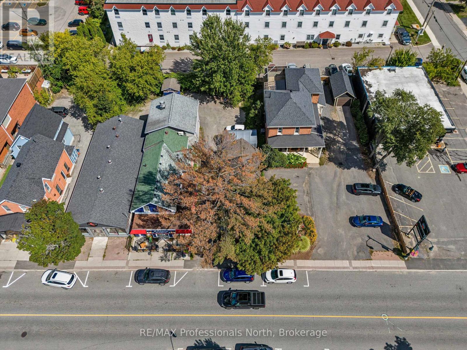 153 Manitoba Street, Bracebridge, Ontario  P1L 1S3 - Photo 17 - X12384028