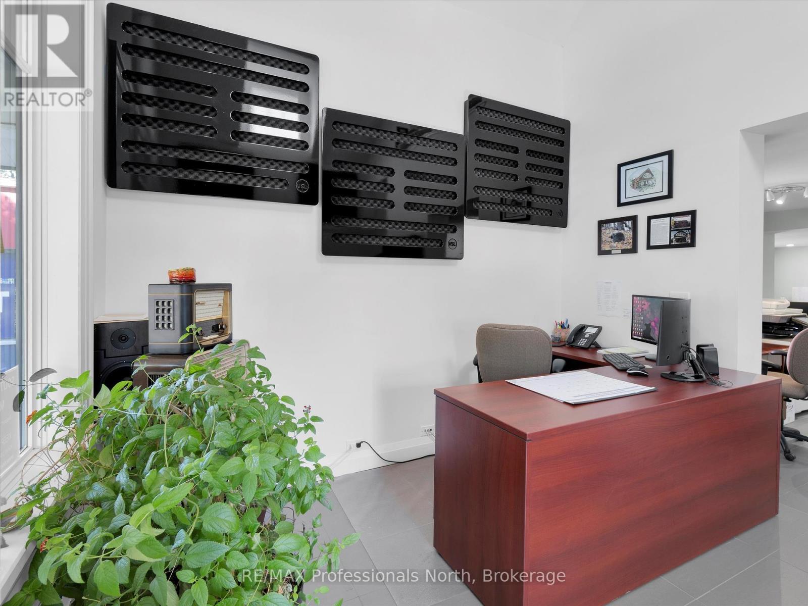 153 Manitoba Street, Bracebridge, Ontario  P1L 1S3 - Photo 19 - X12384028