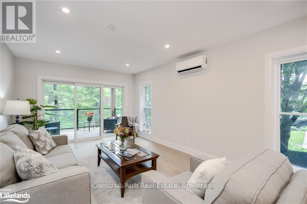 304 - 200 Anglo Street, Bracebridge, Ontario  P1L 1G4 - Photo 10 - X12384125