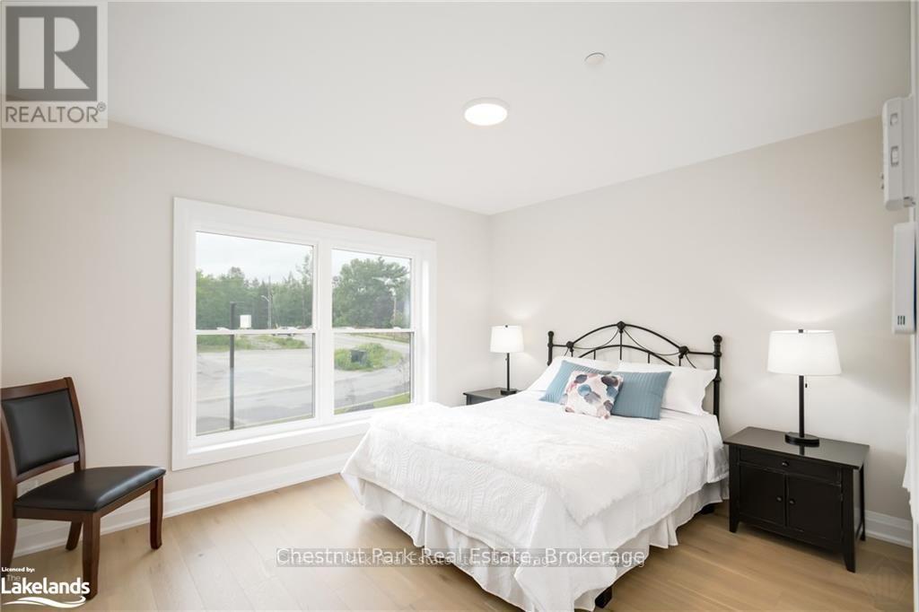 304 - 200 Anglo Street, Bracebridge, Ontario  P1L 1G4 - Photo 18 - X12384125
