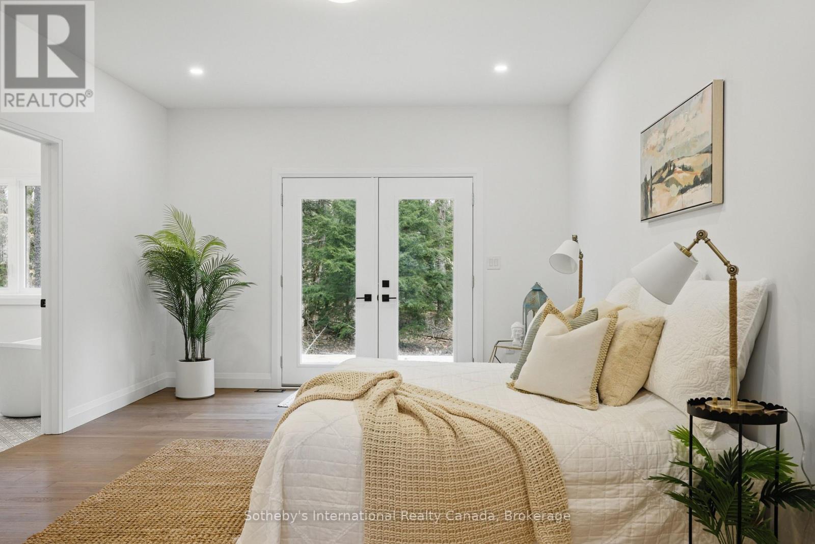 1030 Xavier Street, Gravenhurst, Ontario  P0E 1G0 - Photo 19 - X12385624