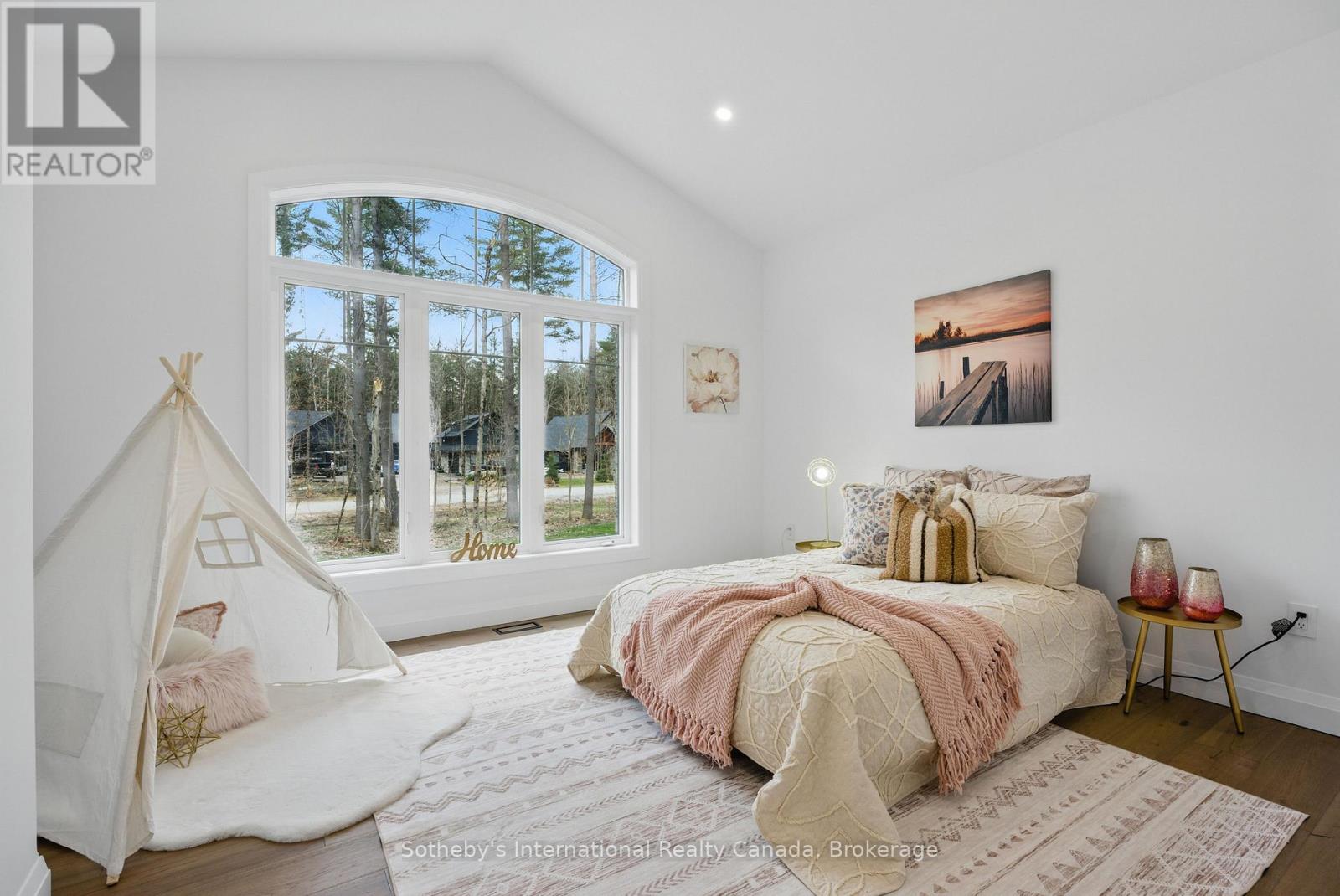 1030 Xavier Street, Gravenhurst, Ontario  P0E 1G0 - Photo 29 - X12385624