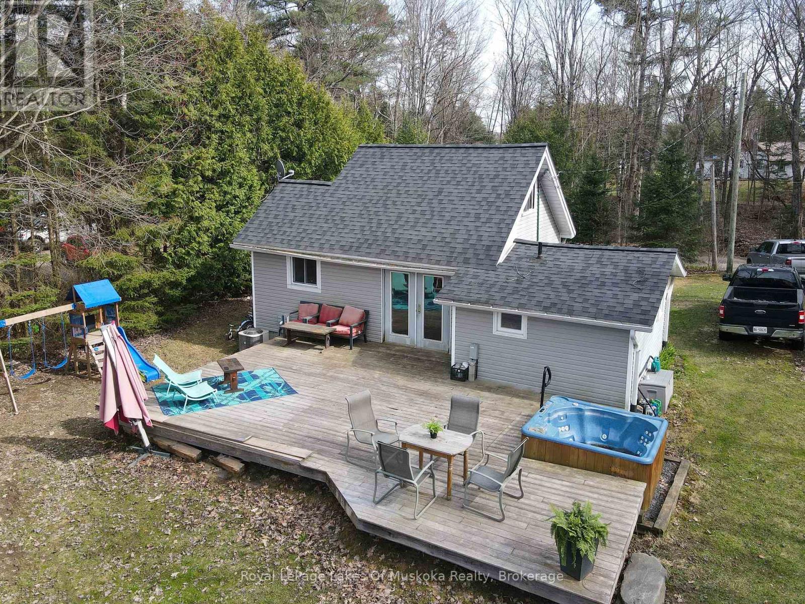 6 Hibberd Lane, Huntsville, Ontario  P1H 1C9 - Photo 20 - X12386098