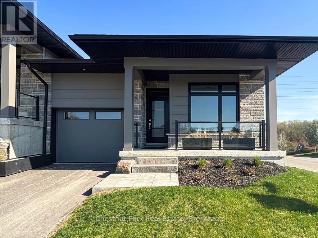 2 Black Spruce Street, Huntsville, Ontario  P1H 1M3 - Photo 1 - X12387275